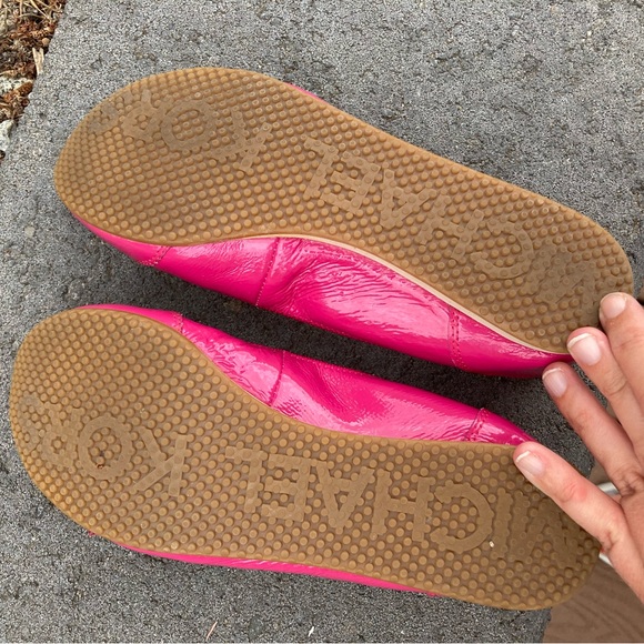 Michael Kors Pink Patent Flats shoes - Picture 4 of 4